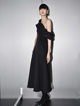 Tải hình ảnh vào trình xem Thư viện, Black Asymmetric Midi Dress - HOLIDAY 24&#39;
