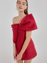 Tải hình ảnh vào trình xem Thư viện, One Shoulder Red Dress With Bow
