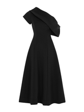 Tải hình ảnh vào trình xem Thư viện, Black Asymmetric Midi Dress - HOLIDAY 24&#39;
