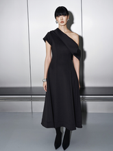 Tải hình ảnh vào trình xem Thư viện, Black Asymmetric Midi Dress - HOLIDAY 24&#39;
