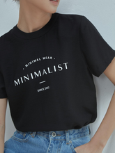 将图片加载到图库查看器，Black Minimalist Top
