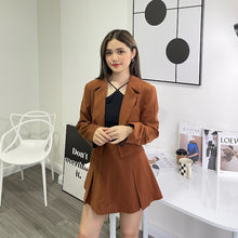 Tải hình ảnh vào trình xem Thư viện, Brown Pleated Skirt
