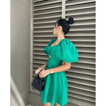 Tải hình ảnh vào trình xem Thư viện, Green Cut Out Dress
